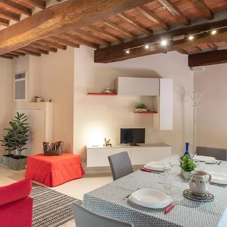 Alessandra Лукка