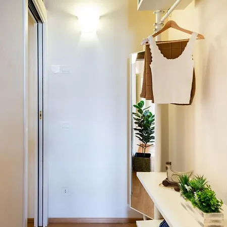 Alessandra Apartment *